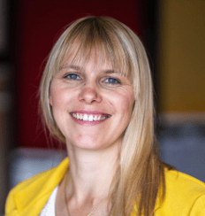 Sahra Schönfuss - Geschäftsleitung schoenfuss-sonnenschutztechnik.com Porträt Kunden-Bewertung Brandenburg - Friedrich Insektenschutzsysteme - Neher-Hersteller